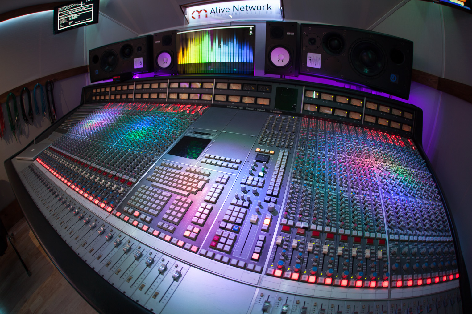 SSL 4000G+ mixing desk